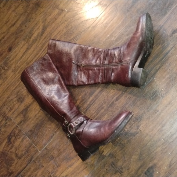 Via Spiga Dark Brown Heeled Boots - Picture 5 of 8